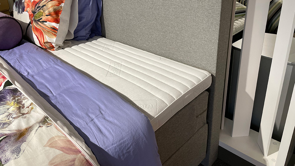 Slaapstudio Stijn - Showroommodellen - Eastborn boxspring (1786) Slaapstudio Stijn - Showroommodellen - Eastborn boxspring